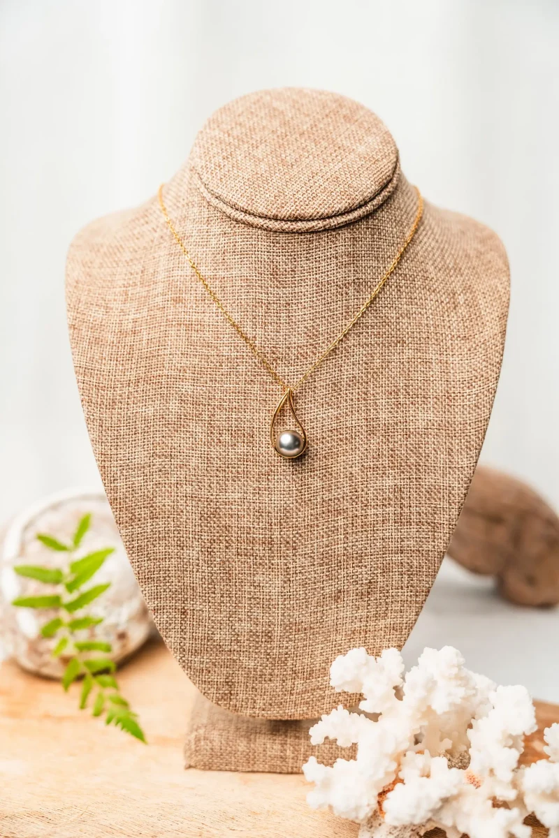 Pendentif Goutte plaqué or 18 carats et vraie perle de Tahiti
